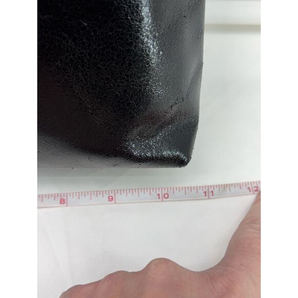 New 2018 Victoria secret black with hearts makeup bag. - Picture 9 of 12